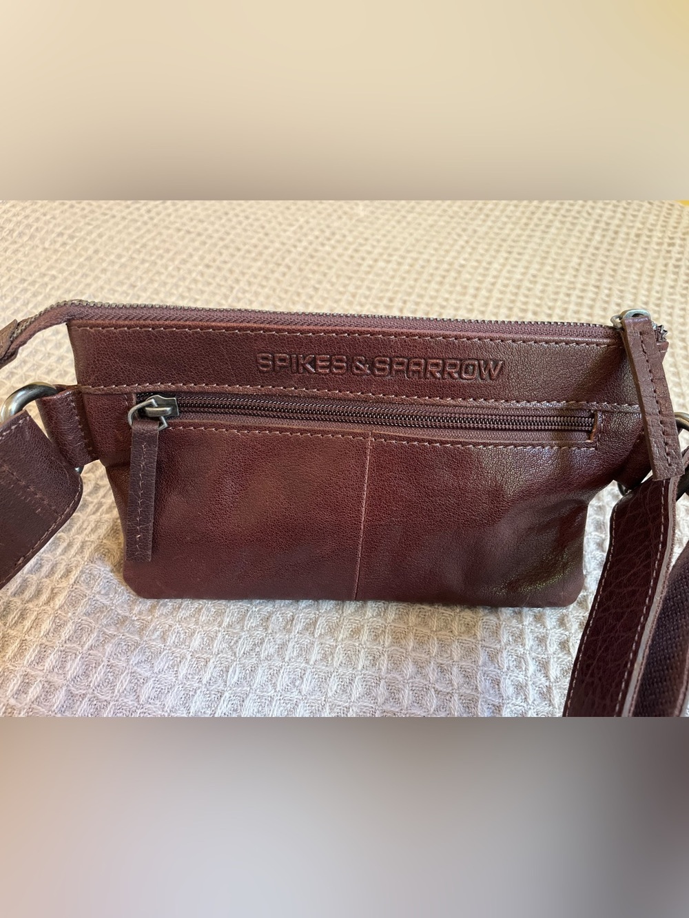 Spikes & Sparrow Brown
Leather Belt Bag Fanny Pack Crossbody Sling - Picture 2 of 7